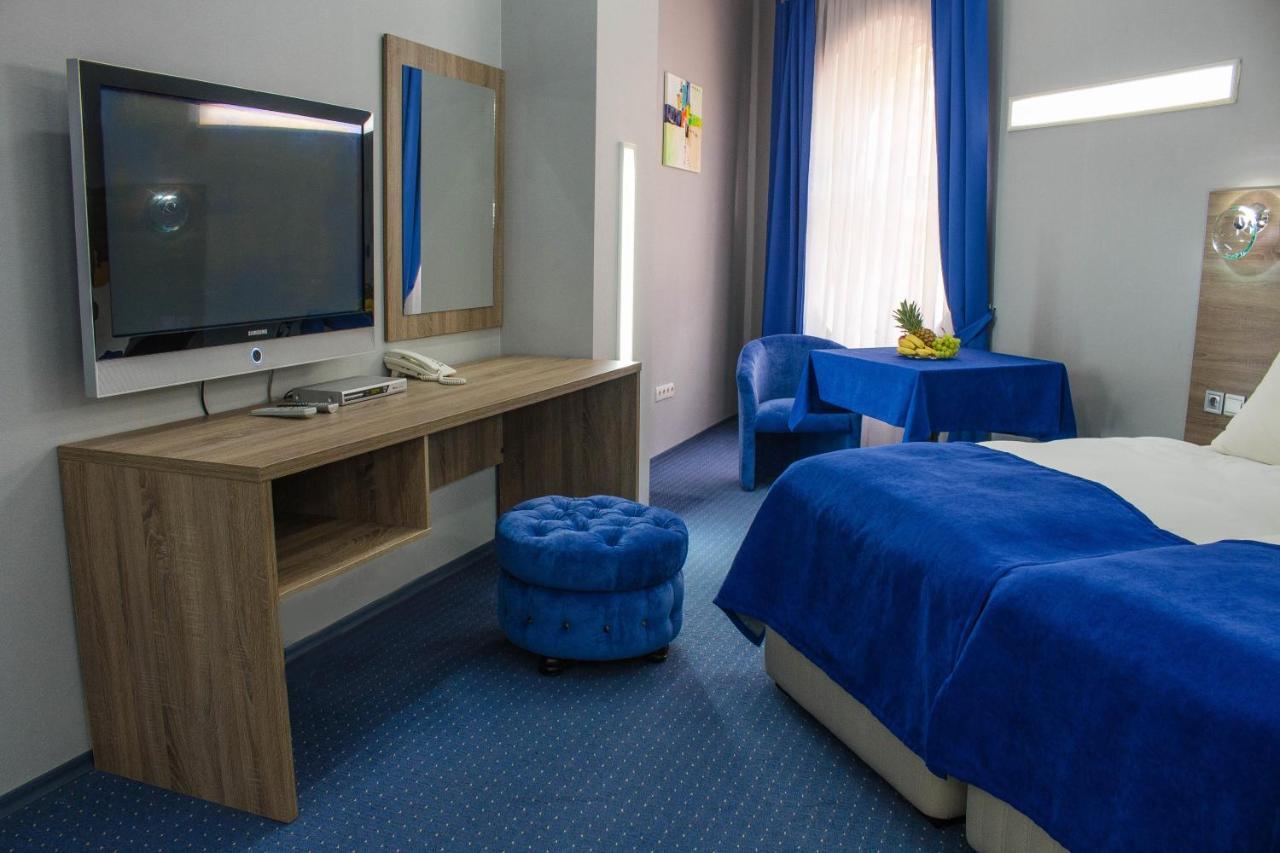 Platinum Hotel Zaporizhia Exterior foto